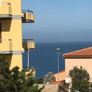 Appartamento Sardegna Centre Sea View Wifi Fibra 300 M Dal Mare 200 M Dalla Piazza, Santa Teresa di Gallura