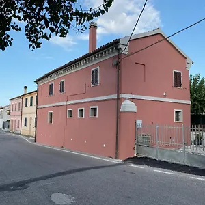 La Grancia Frühstückspension Chiaravalle Marche